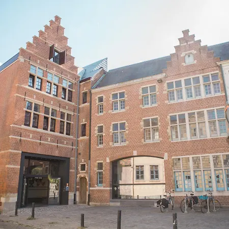 Hostal De Draecke