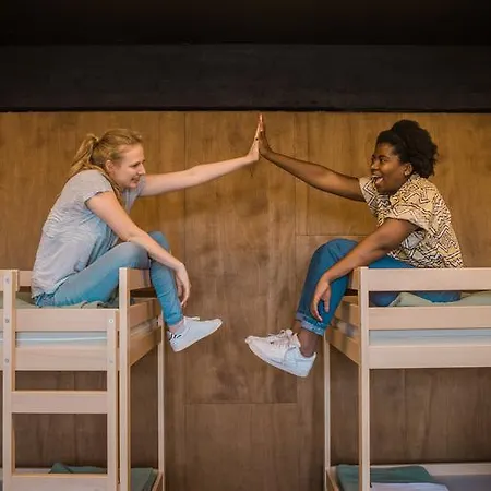 호스텔 드 드라에케 *